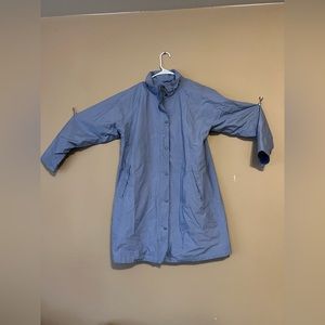 LL Bean Women's Lrg Periwinkle Blue mid-lenth Waterproof Raincoat Jacket **READ*